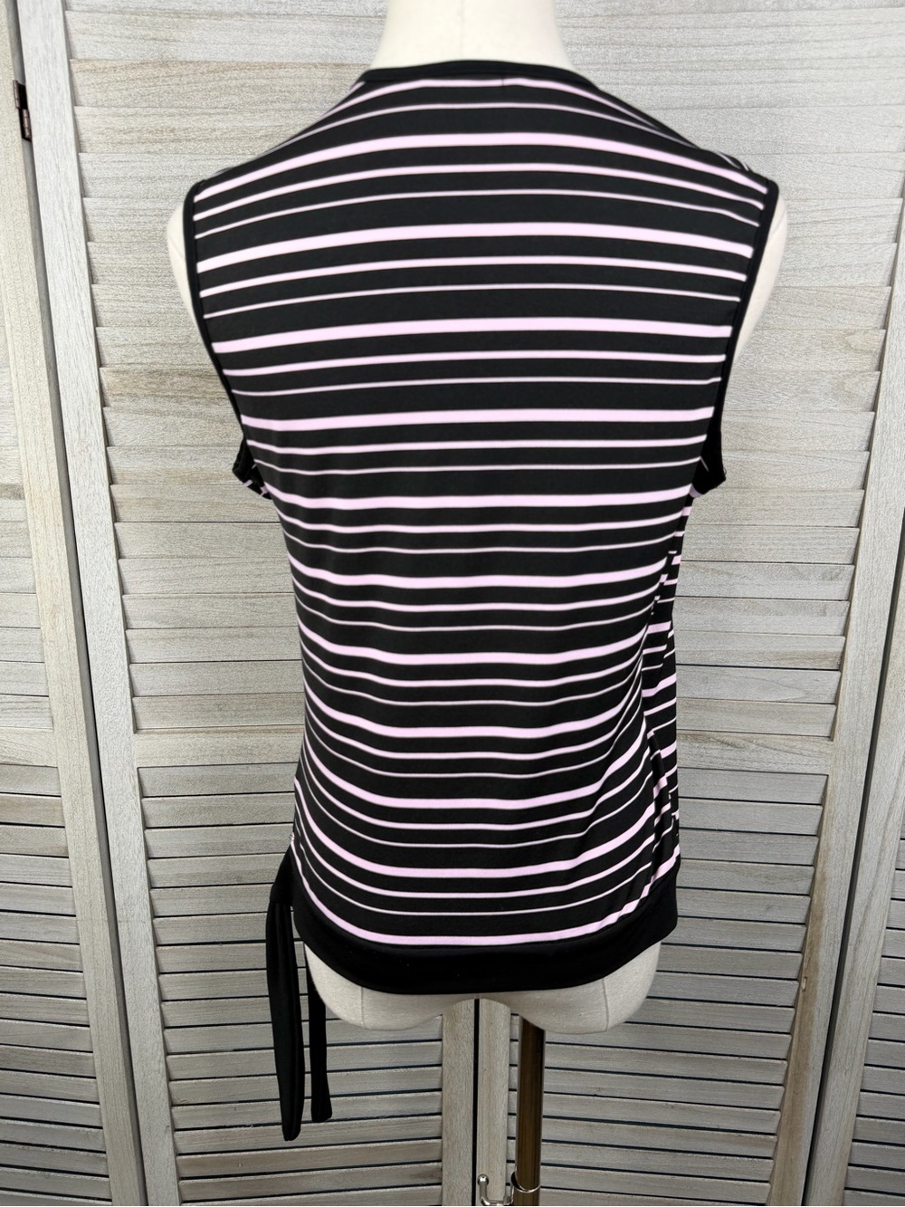 ZN Striped Crossover Front Tank Top with Side Tie Black/Pink-Medium - Picture 3 of 3
